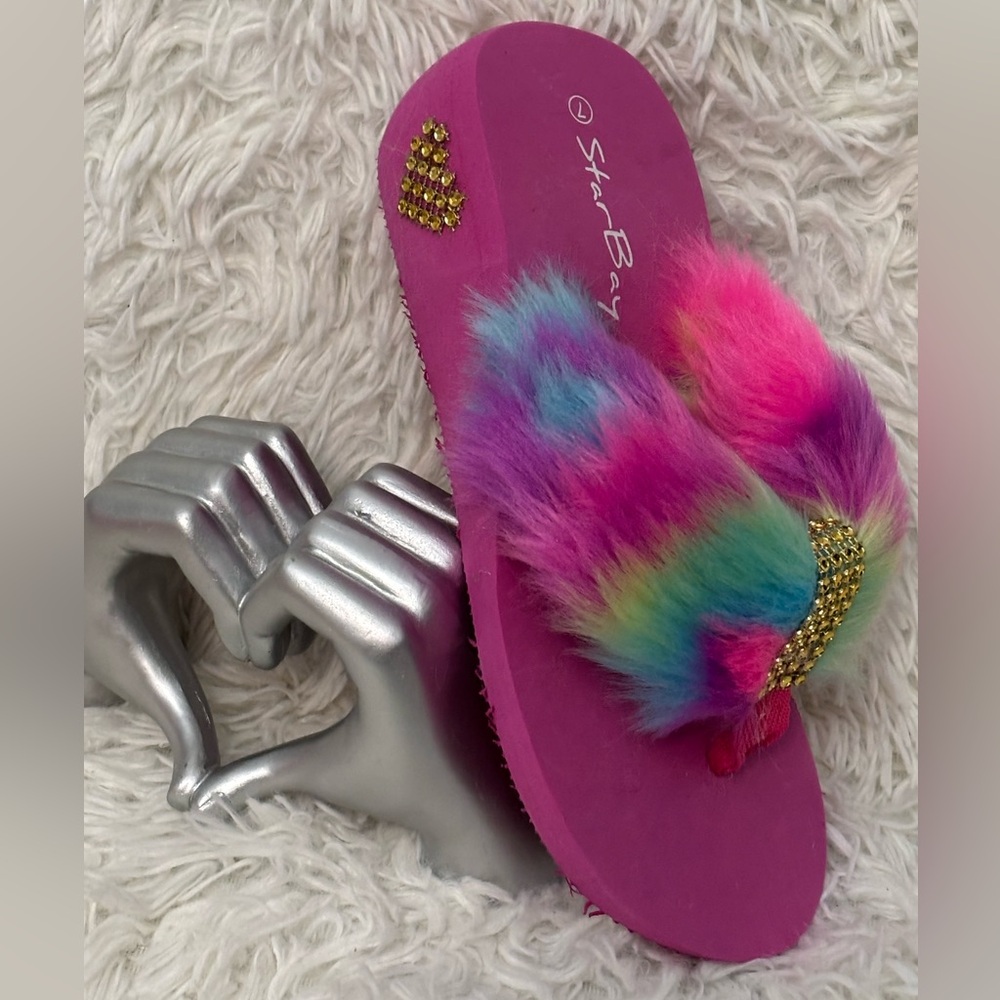 🌸. #5008. Star Bay Pink Rainbow Faux Fur Slide Sandals